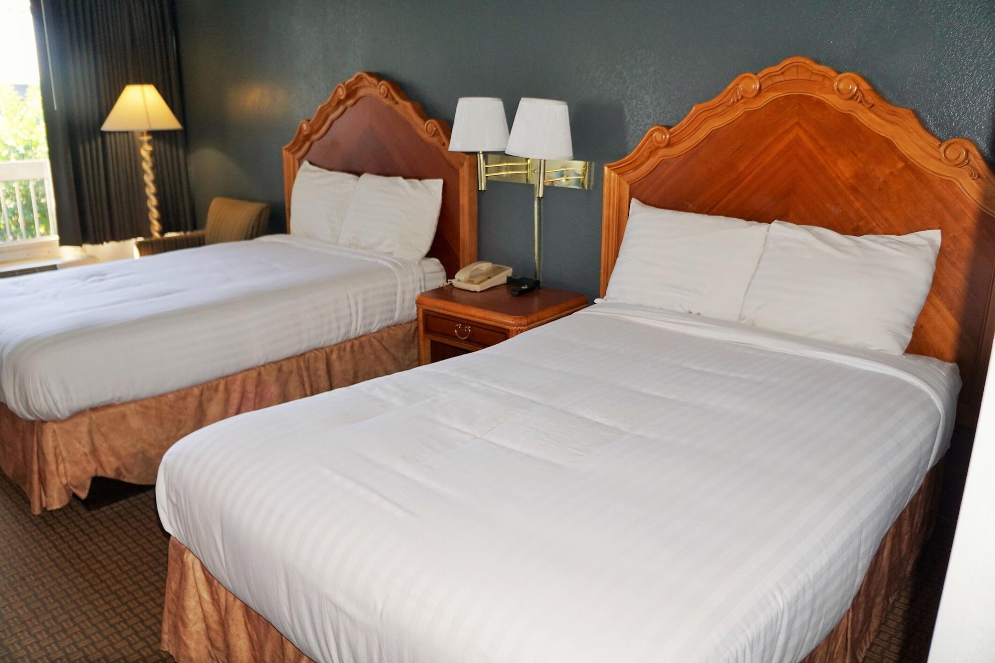 Hotel Elev8 كونرو المظهر الخارجي الصورة